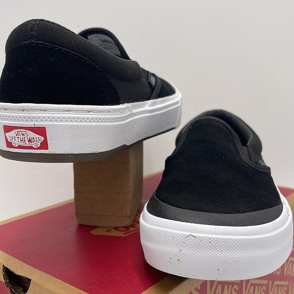 Vans WMNS Bmx Slip-On Black/Gray/White
VN0A5JIS9BG Sneakers - Picture 8 of 16